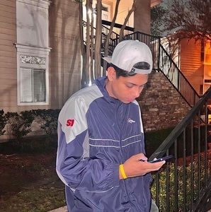 Meet your Posher, Gessep